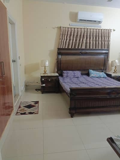 Upper Portion Of 400 Square Yards Available For rent In Gulshan-e-Iqbal - Block 13/D