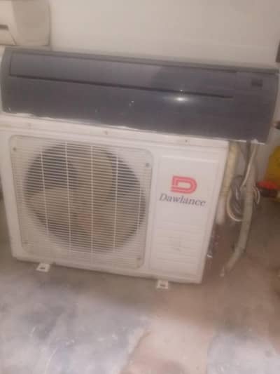 Dawlance 1 tan vvip condition non inverter ac for sale
