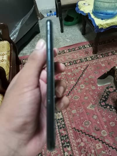 Apple iPhone SE