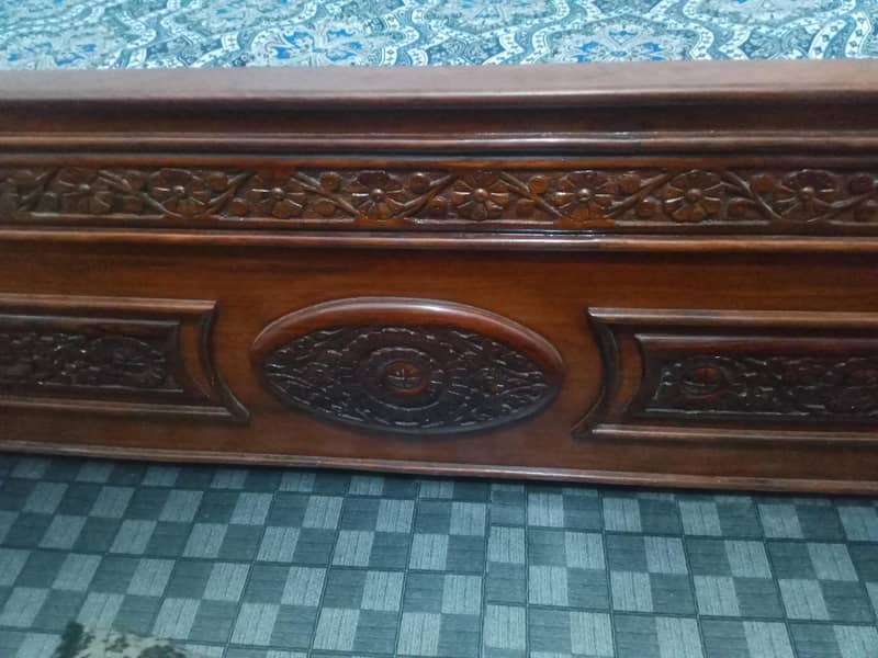 king  bed 2