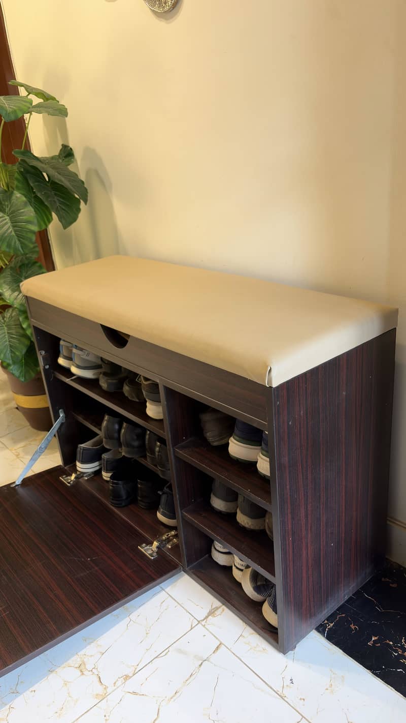 Shoe rack 1