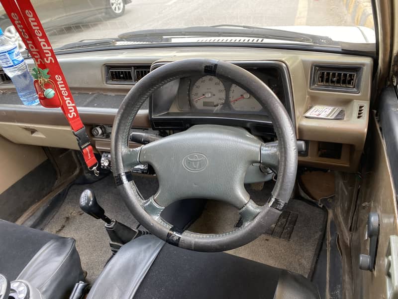 Charade 1986 model 5