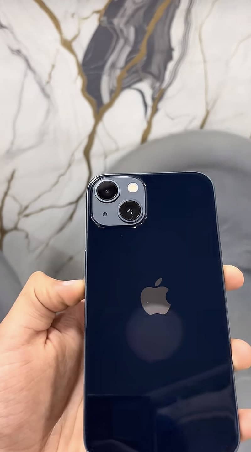 iPhone 13 2