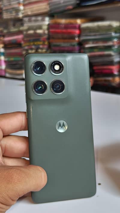Motorola Edge 2025