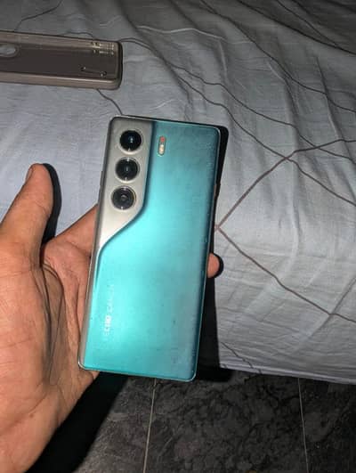 Tecno CAMON 40 Pro
