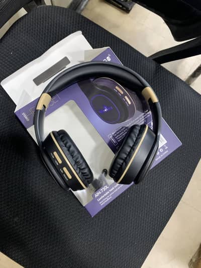 STEREO WIRELESS HEADSET