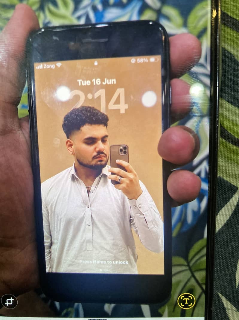 Apple iPhone SE 1
