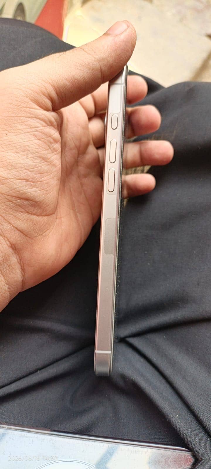 Apple iPhone 16 Pro Max 5