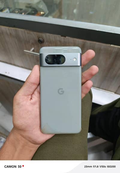 Google Pixel 8
