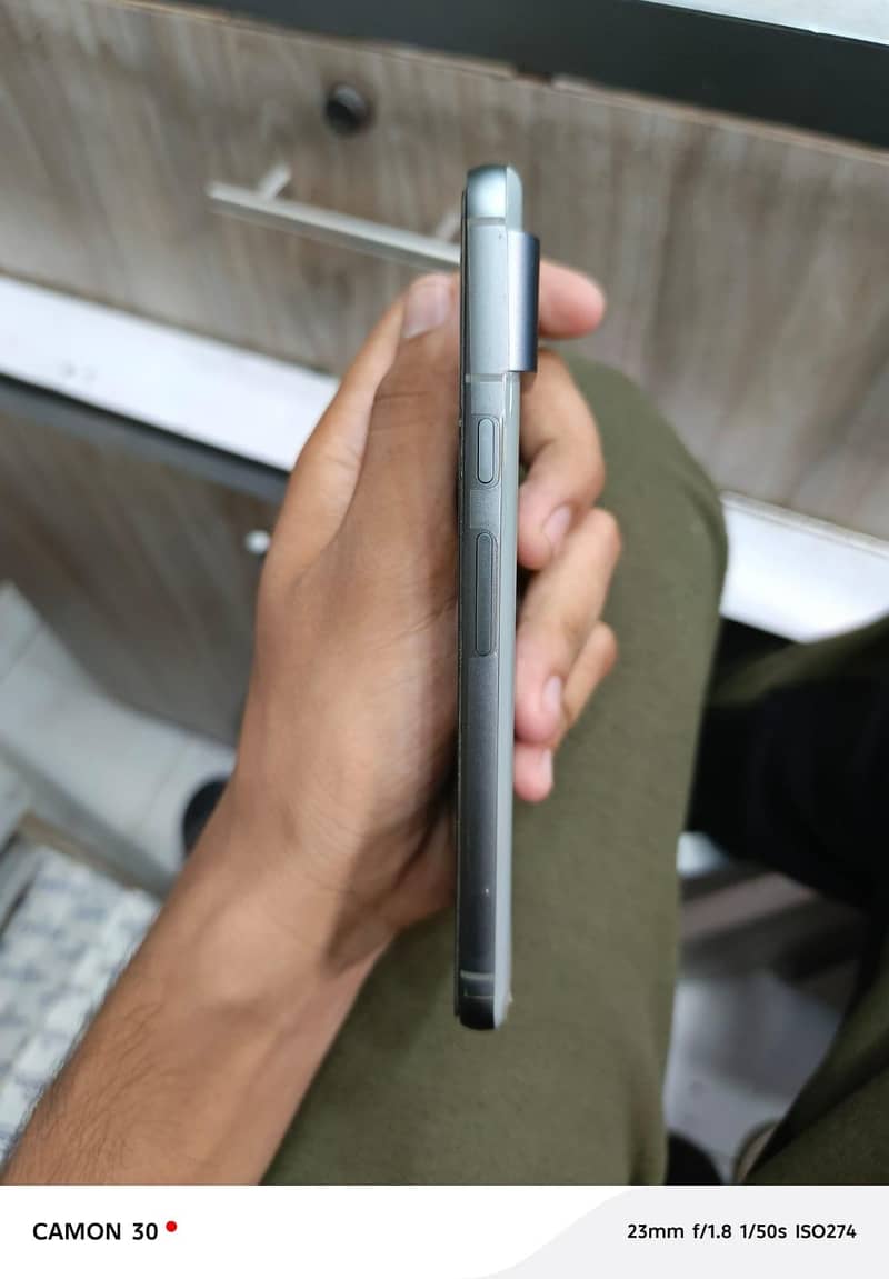Google Pixel 8 1