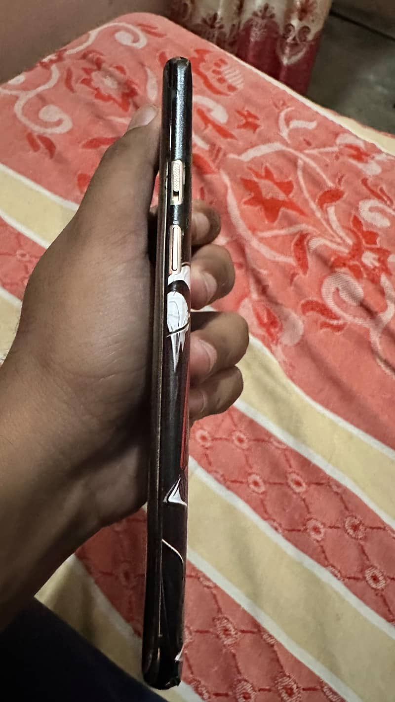 One Plus 7 Pro 3