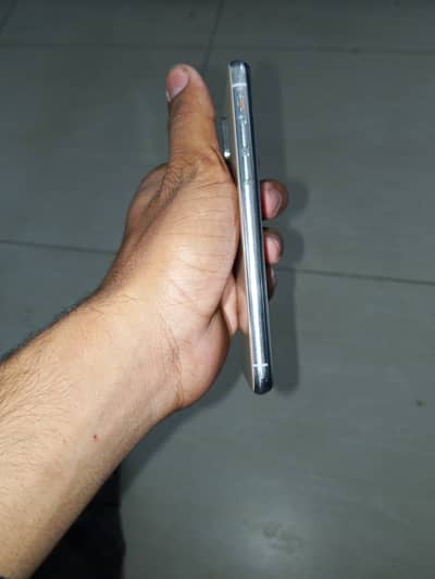 Apple iPhone XS