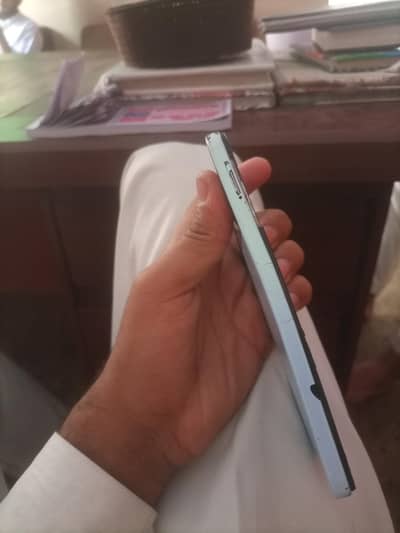 Itel P40