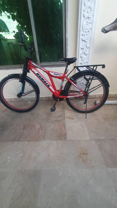 Red Full-Size Bicycle – Brand New Condition (10/10)