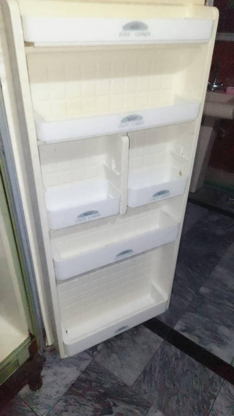 Fridge 3
