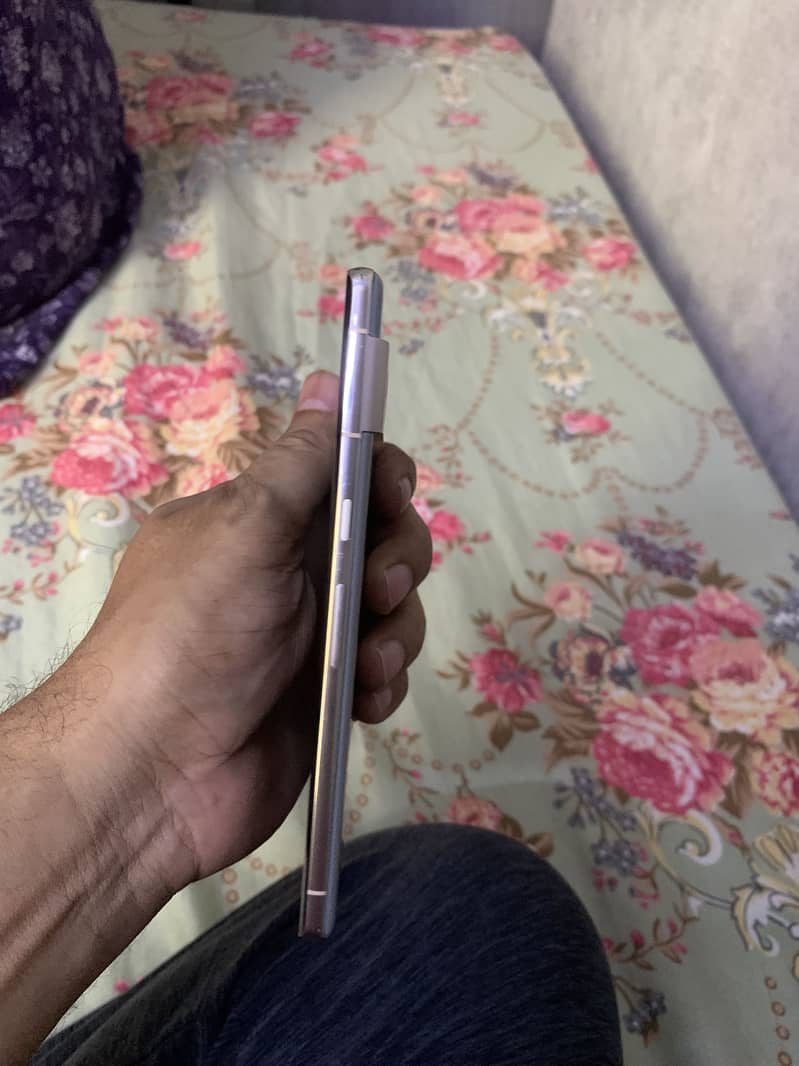 Google Pixel 7 Pro 4