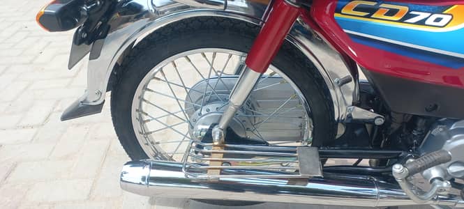 Honda cd 70  2026 red colour