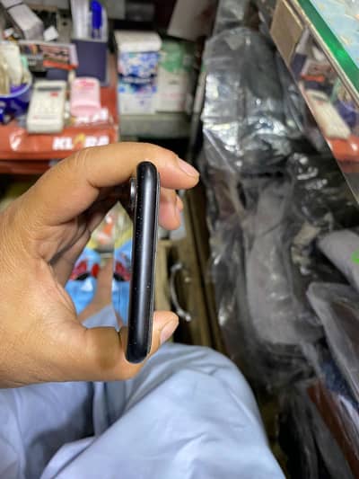 Apple iPhone XR
