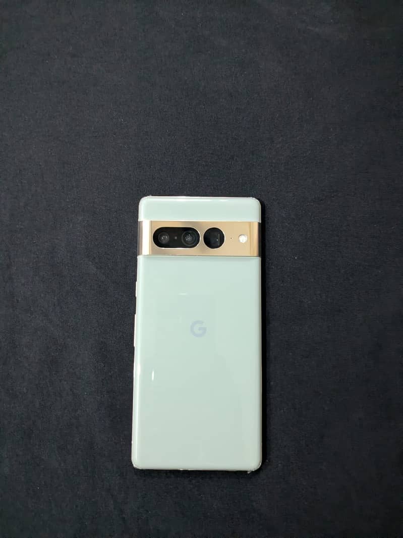 Google Pixel 7 Pro 2