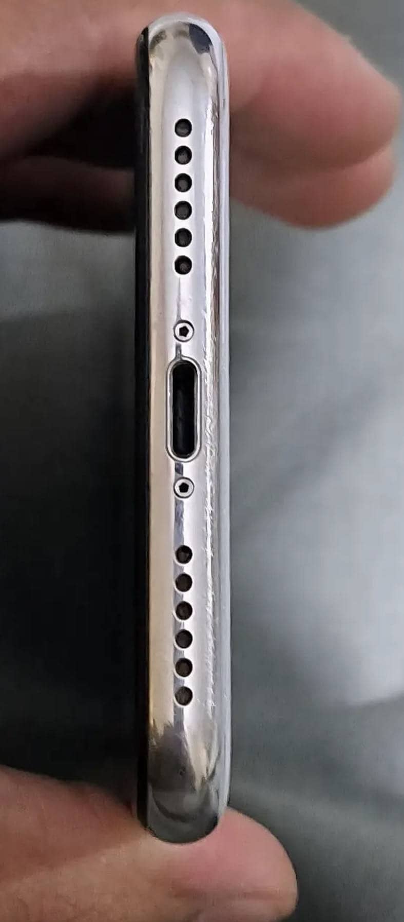 Apple iPhone X 3