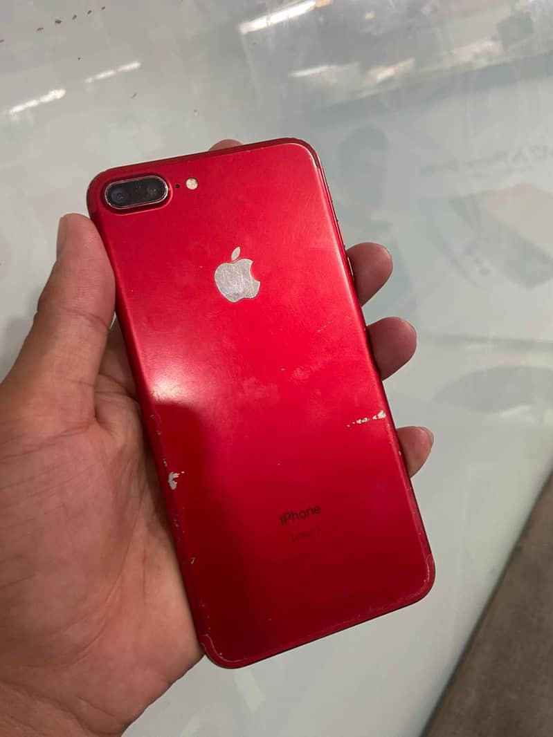 Apple iPhone 7 Plus 1