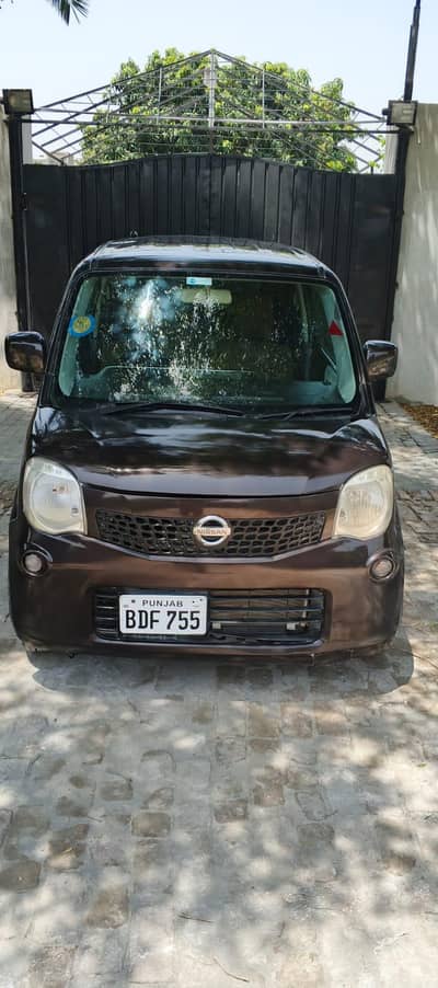 Nissan Moco 2012