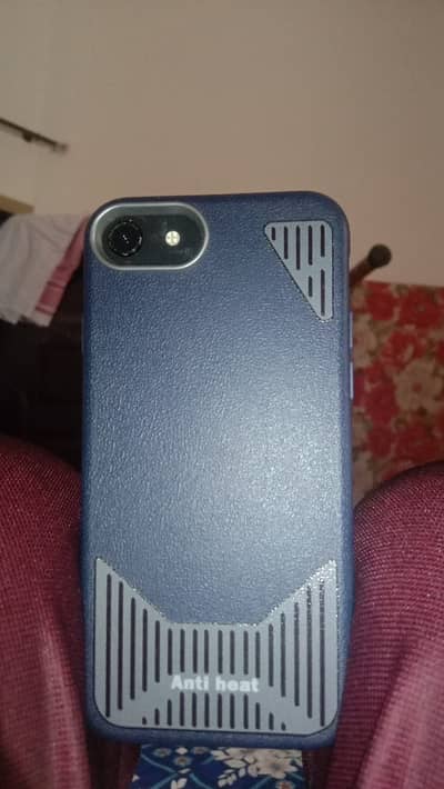 Apple iPhone SE