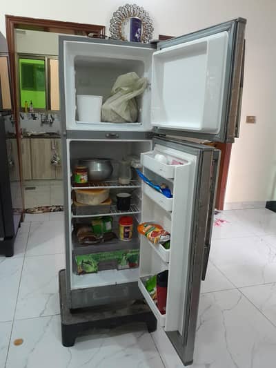 Dawlance Refrigerator For Sale