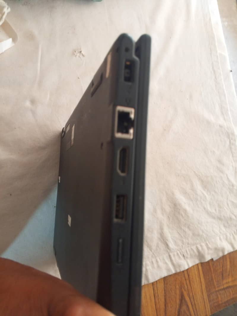 Lenevo Thinkpad 11 e 7
