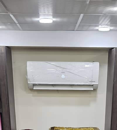 HAIER 1.5 TON DC INVERTER HSU-18 Model