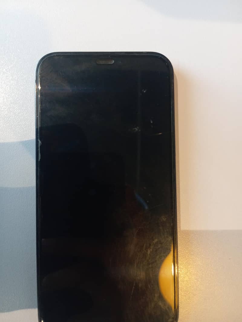 Apple iPhone 12 1