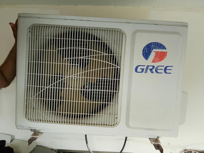 gree split ac 4