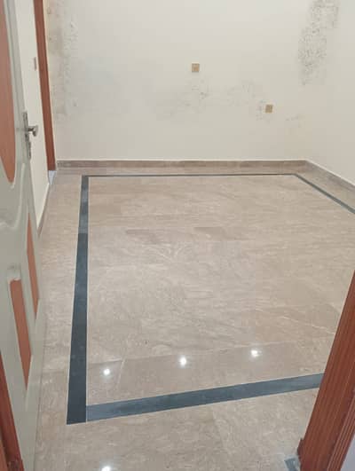 Upper portion for Rent