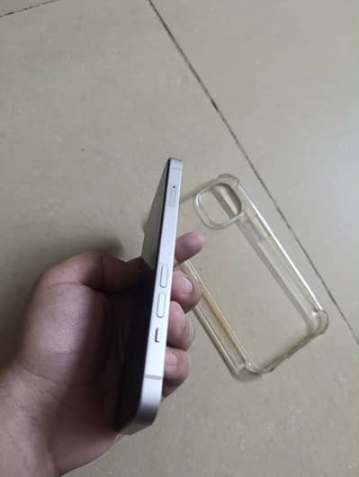 Apple iPhone 14
