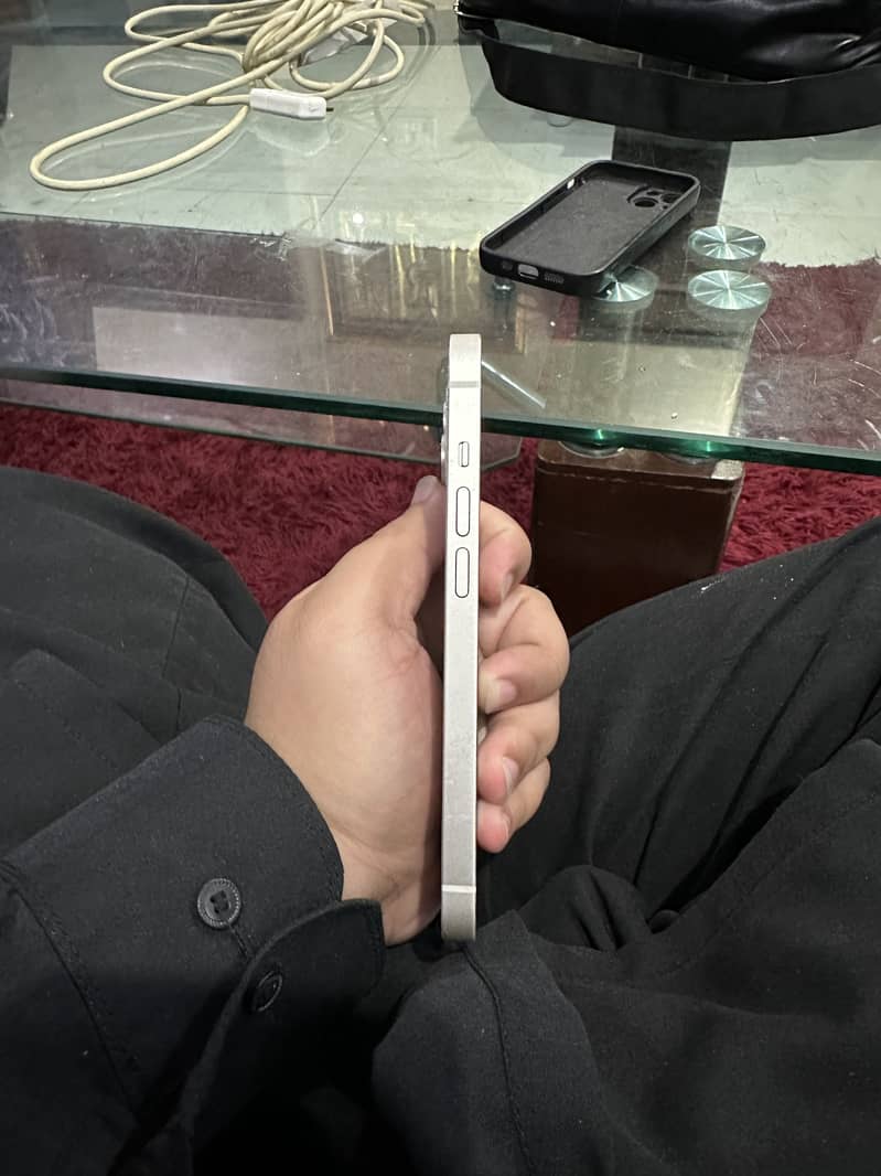 iPhone 14 1