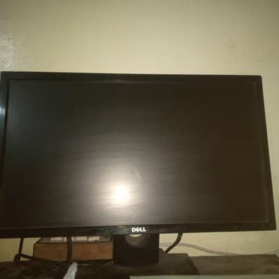 Dell 19" LED Monitor VGA - No Dot No Line - Working 100%