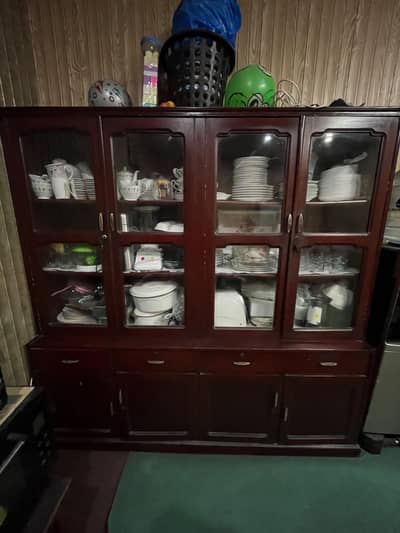 showcase for crockery