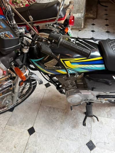 Honda CG 125 2026
