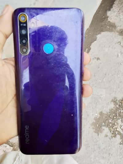 Realme 5