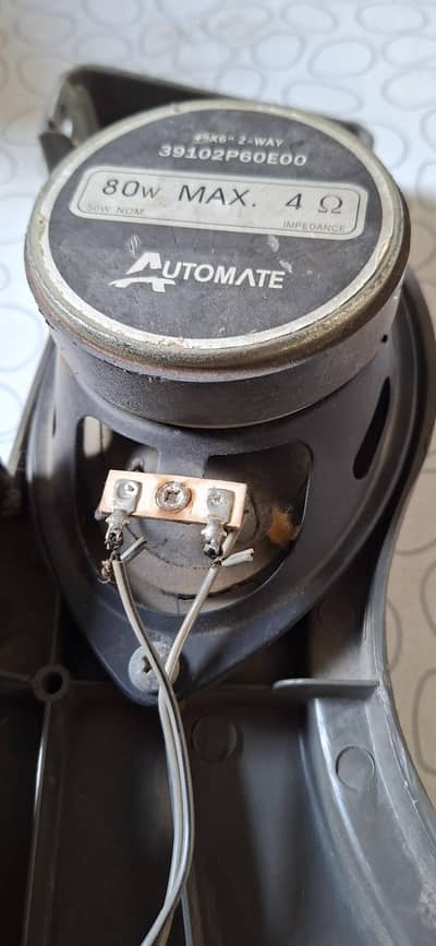 Suzuki cultus genuine  back speaker available for sale