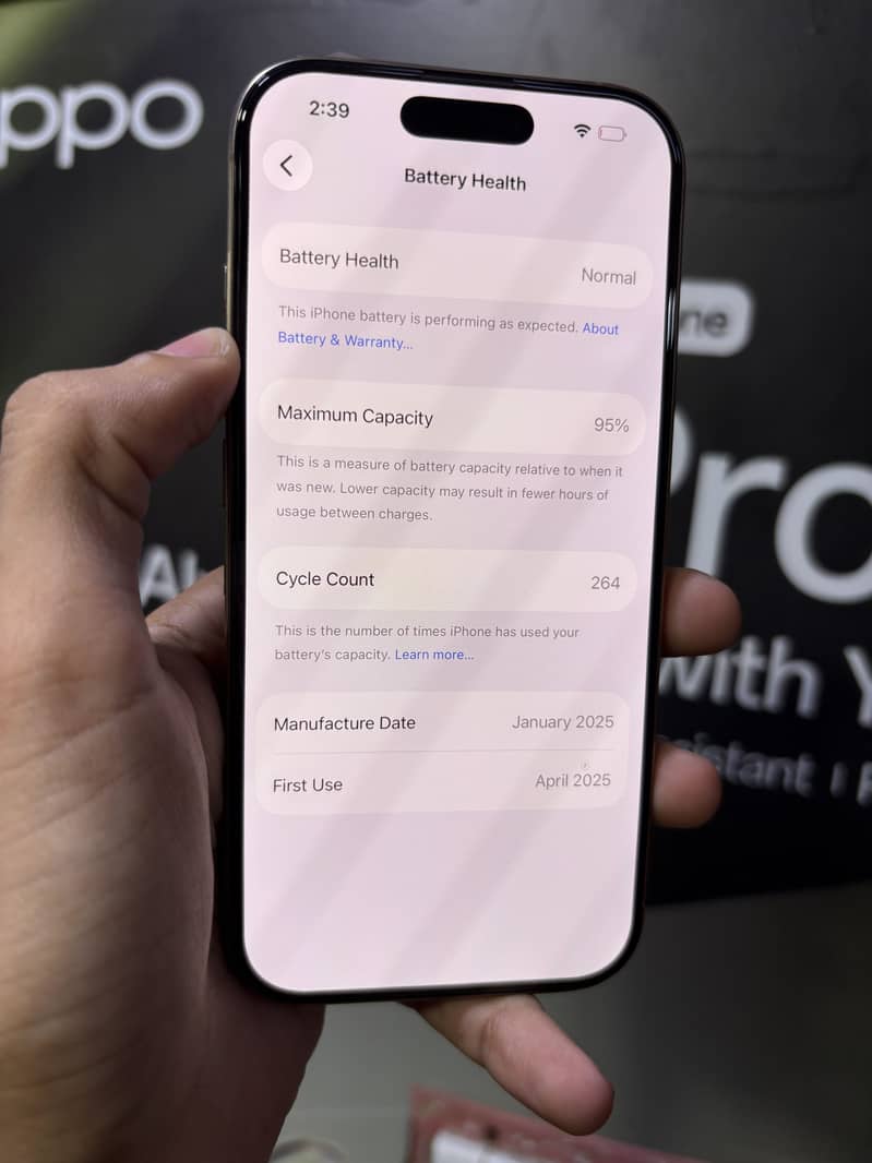 iPhone 16 pro 2