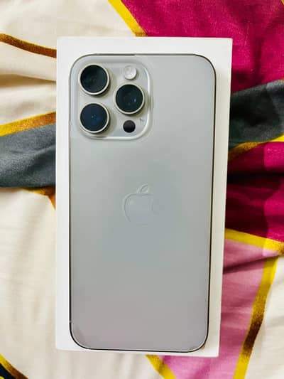 iPhone 15 Pro Max
