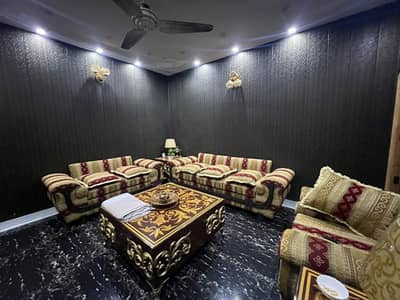 11 MARLA DOUBLE STOREY 5 BED ATTACH BATH DOUBLE KITCHEN
