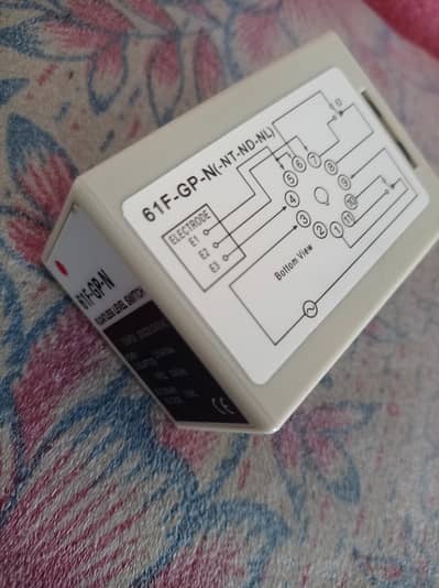 61F-GP-N Floatless Level Switch