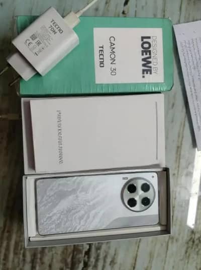Tecno camon 30 Exchange possible 16/256