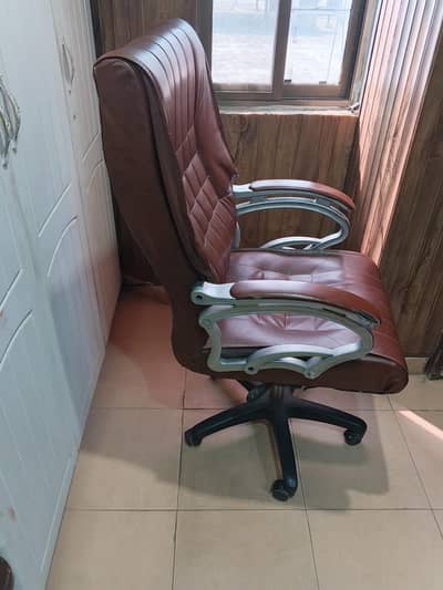 2 chairs for sale
