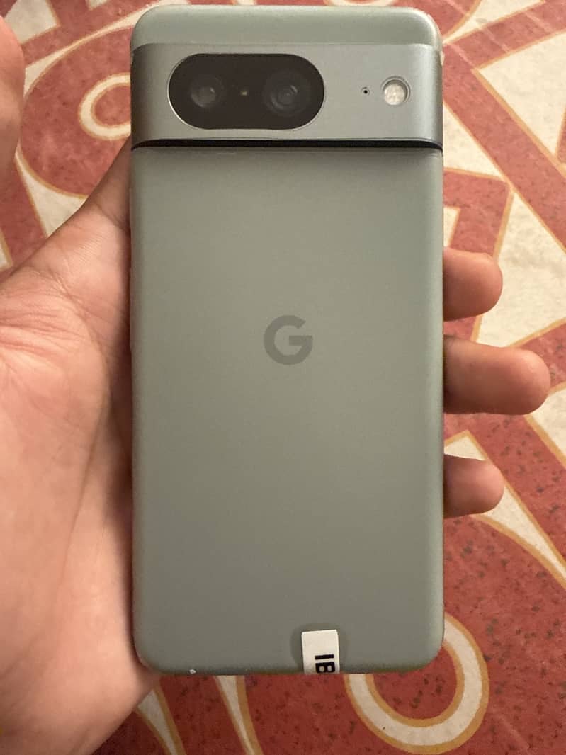 Google Pixel 8 1