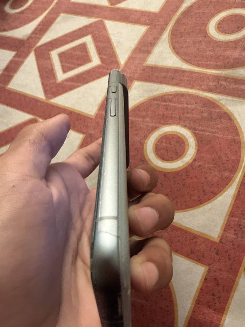 Google Pixel 8 3