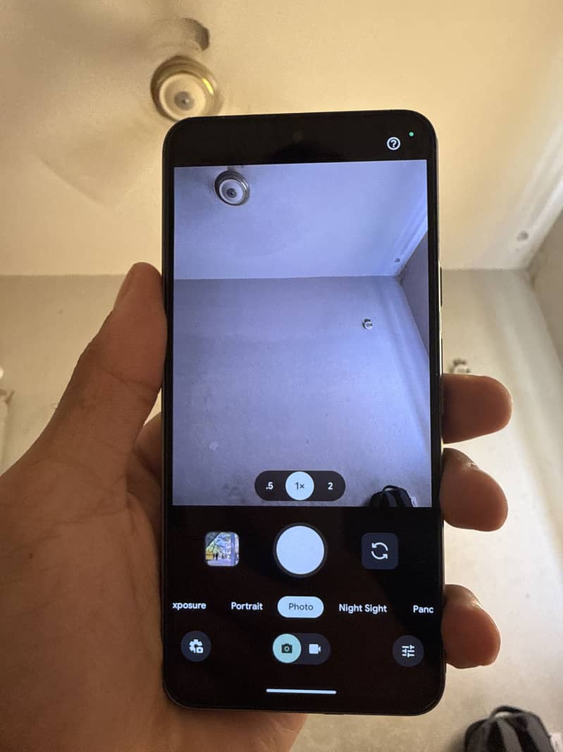 Google Pixel 8 4