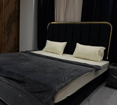 One bedroom apartment per day available Gulbug green Islamabad lukurya furnished apartment